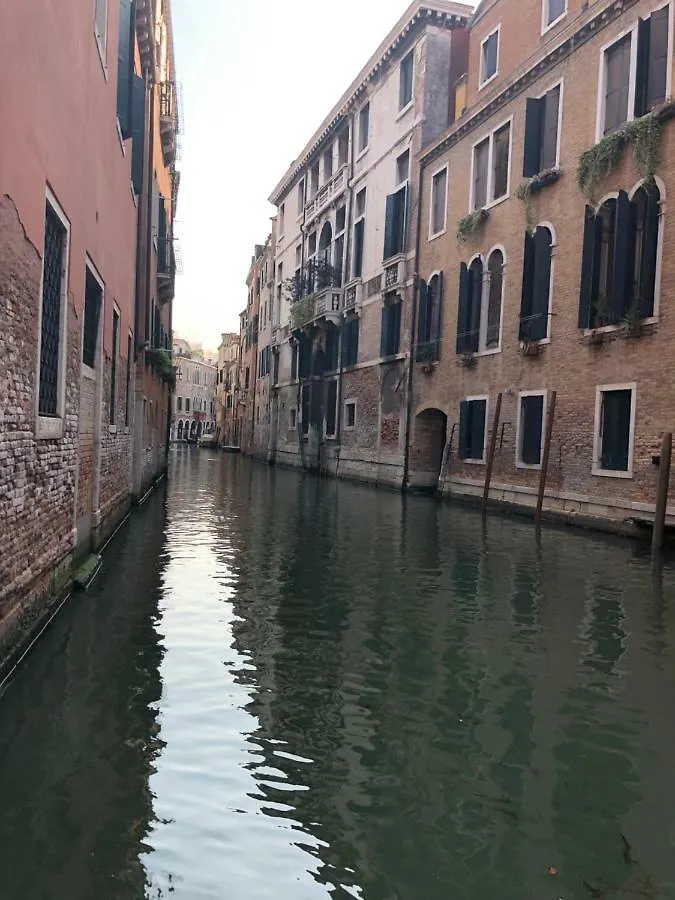 Corte Dei Miracoli Otel Venedik 2*,  İtalya